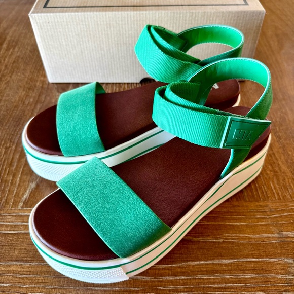 NIB Mia grass green Odelia flatform / wedge sandal 8M - Picture 2 of 12